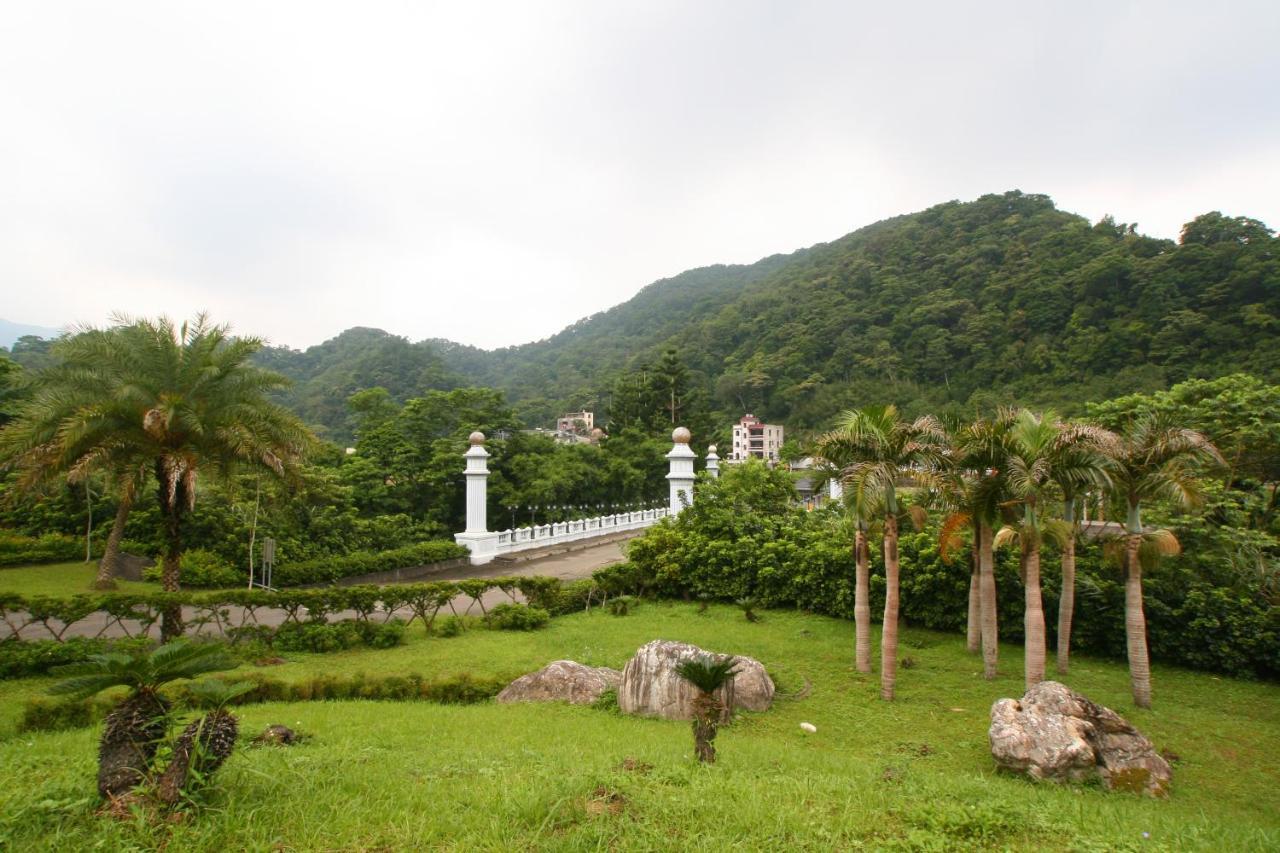 Life Leisure Resort Guanxi Bagian luar foto