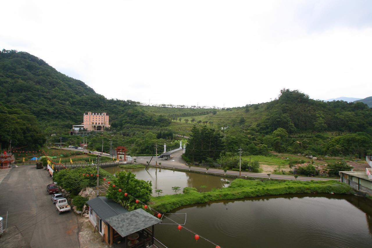 Life Leisure Resort Guanxi Bagian luar foto